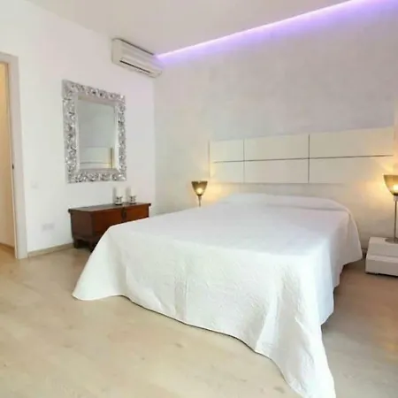 Adonis * Sitges